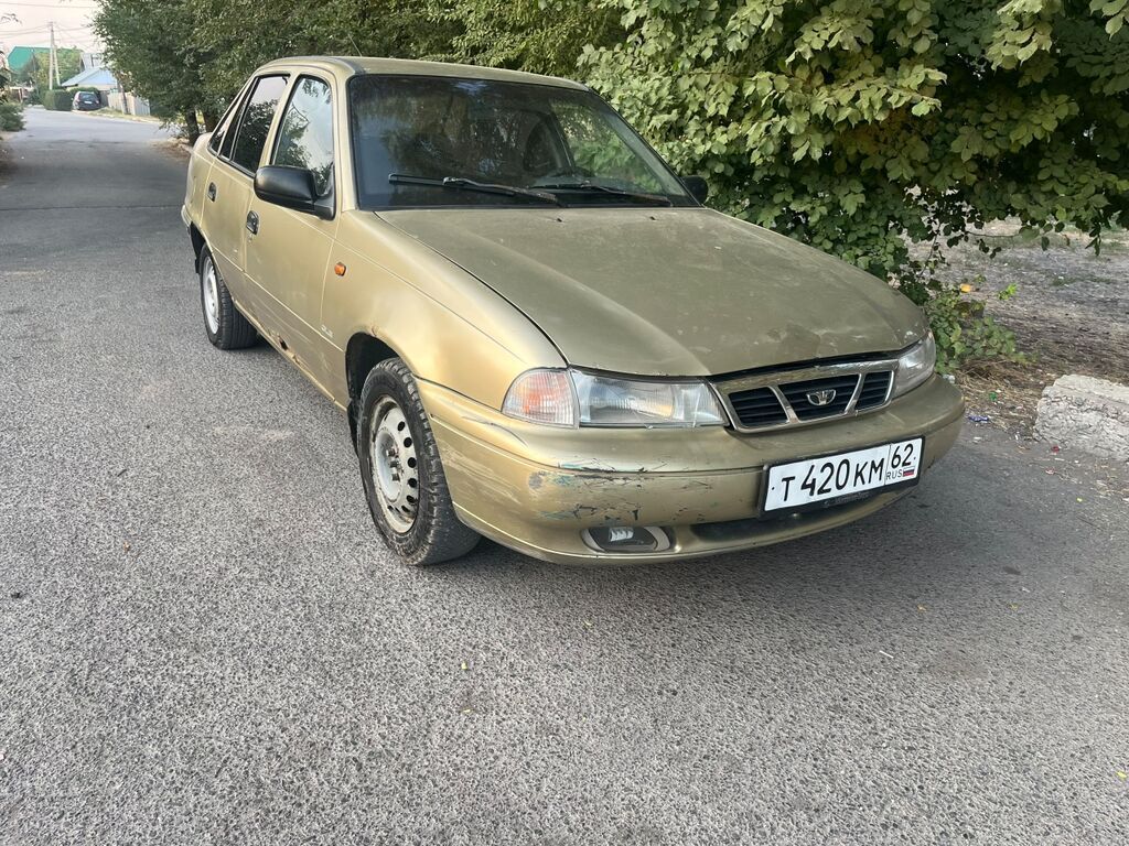 Daewoo Nexia: 2005 г., 1.5 л, Механика, Бензин, Седан: фото 2