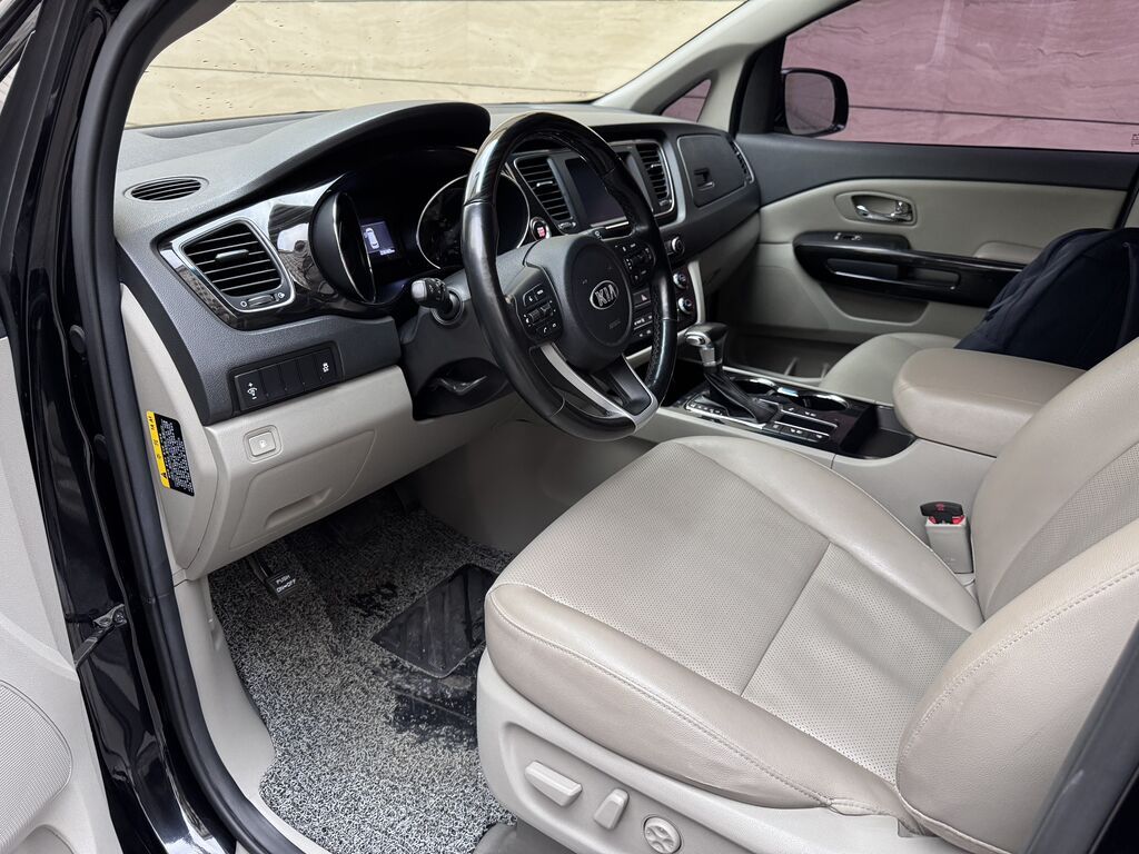 Kia Carnival: 2018 г., 2.2 л, Автомат, Дизель, Минивэн: фото 5