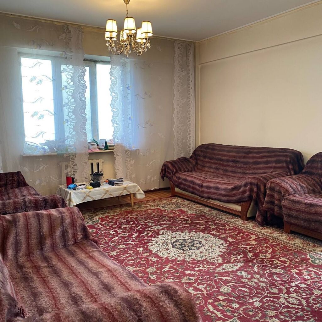 4 комнаты, 120 м², Золотой квадрат Элитка, 2 этаж, Косметический ремонт