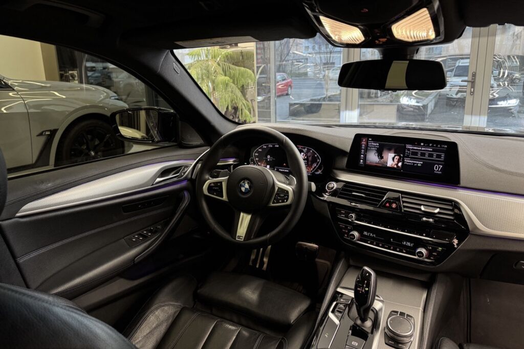 BMW 5 series: 2020 г., 3 л, Автомат, Бензин, Седан: фото 5