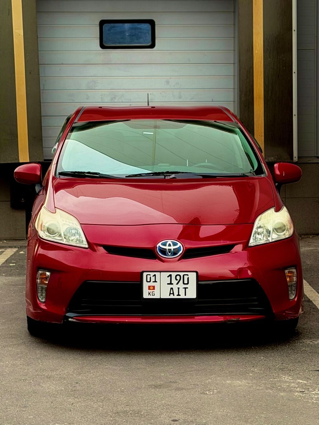 Toyota Prius: 2014 г., 1.8 л, Вариатор, Гибрид, Лифтбек: фото 3