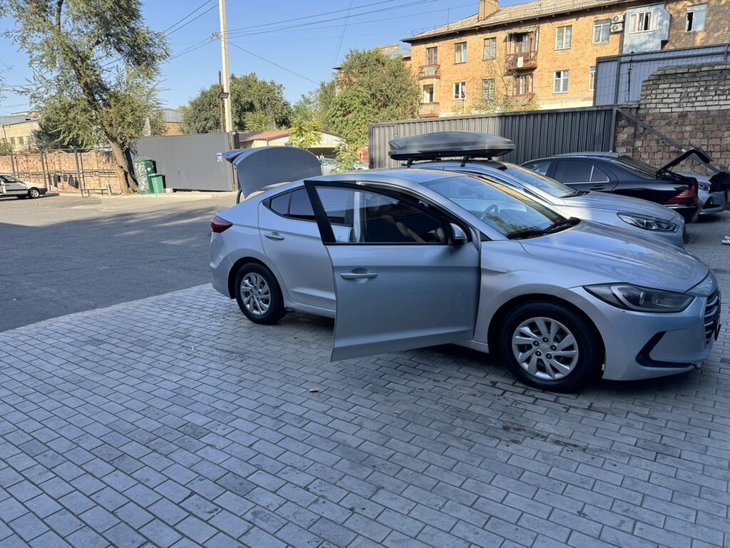 Hyundai Avante: 2018 г., 1.6 л, Автомат, Бензин, Седан: фото 8