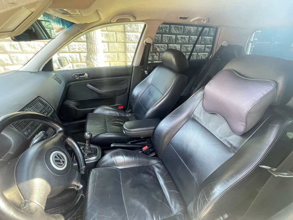 Volkswagen Golf: 2002 г., 1.6 л, Механика, Бензин, Хэтчбэк: фото 5