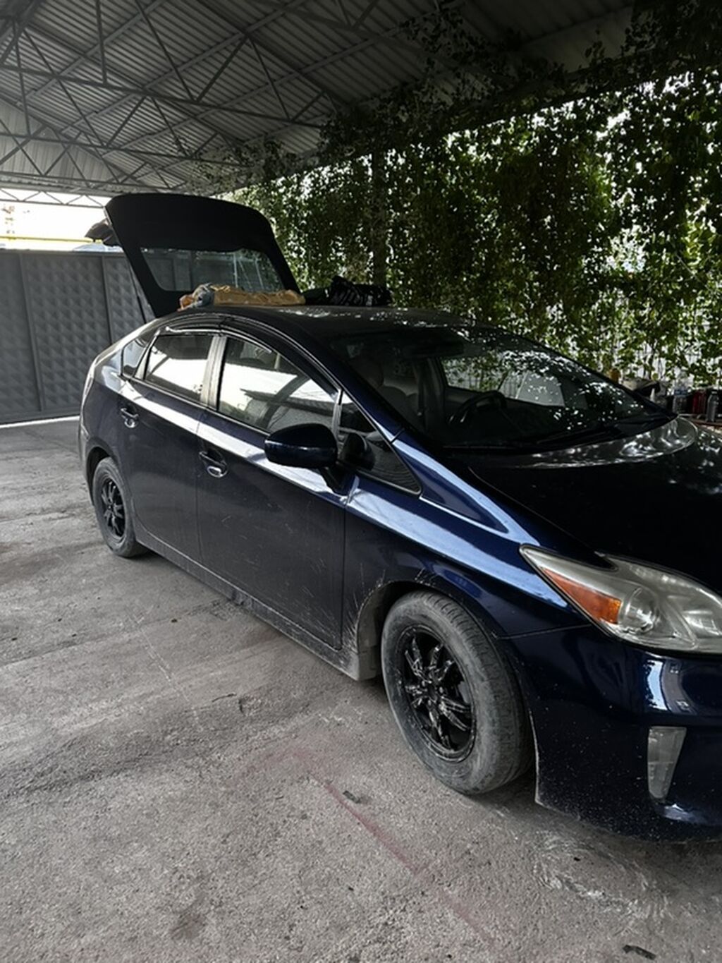 Toyota Prius: 2015 г., Гибрид, Хэтчбэк: фото 3