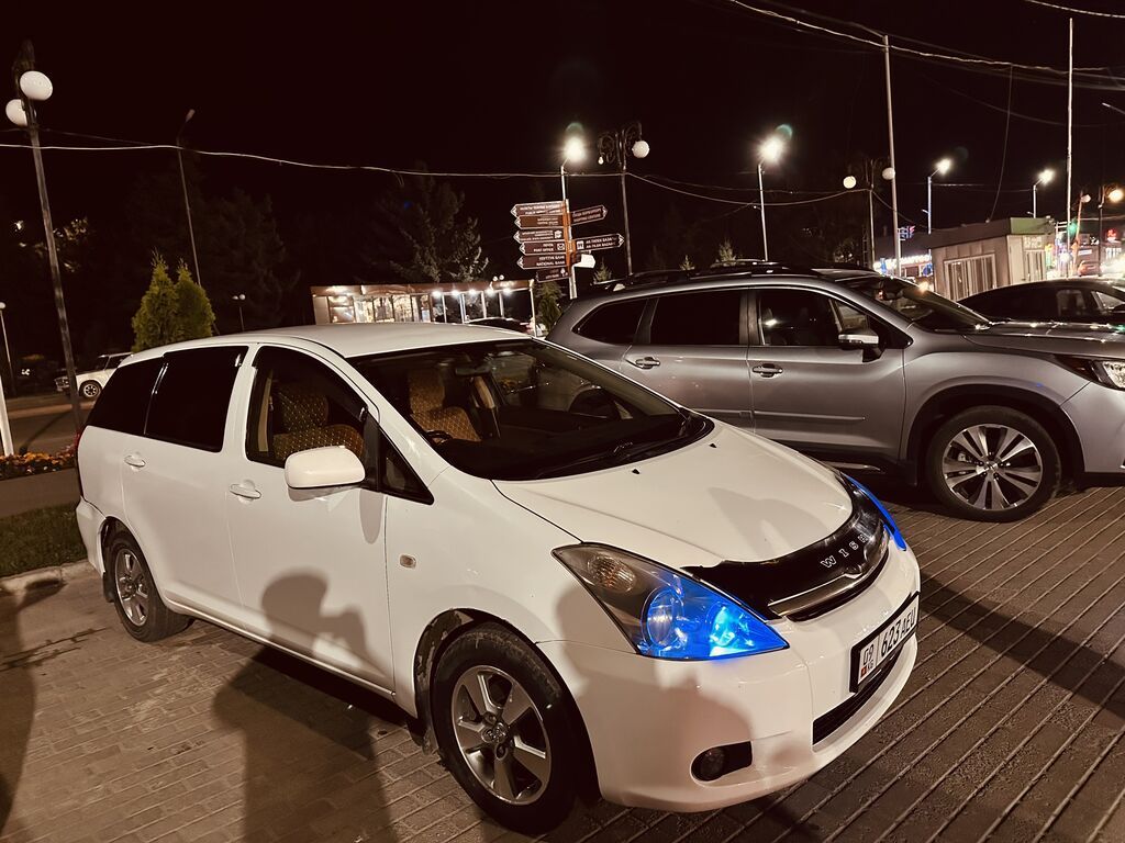 Toyota WISH: 2005 г., 1.8 л, Автомат, Бензин: фото 2