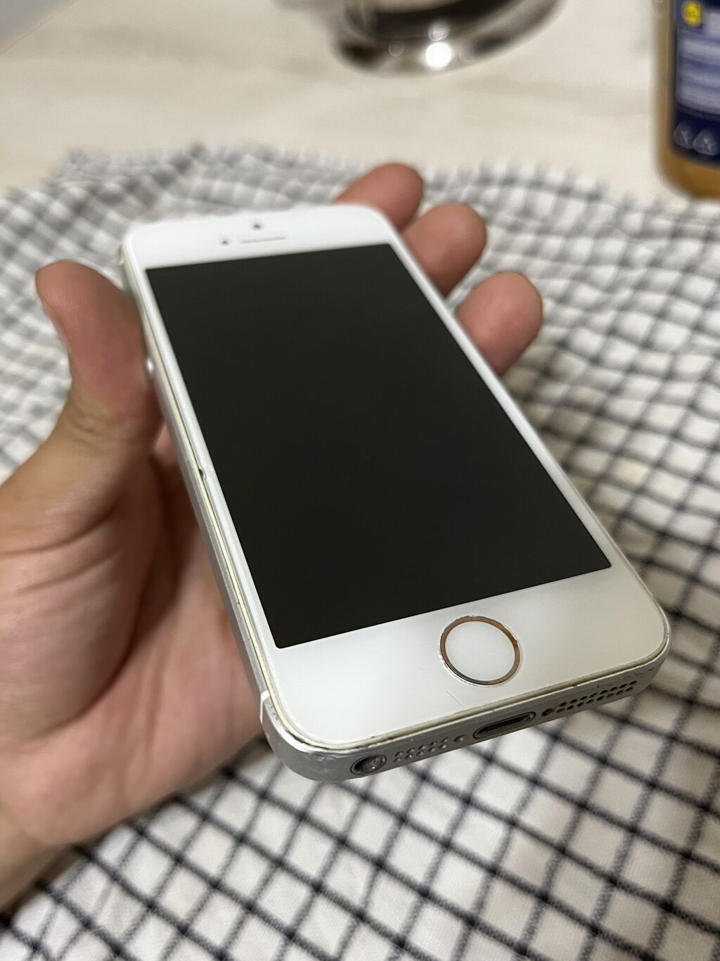 IPhone SE, Б/у, 16 ГБ, Белый: фото 3