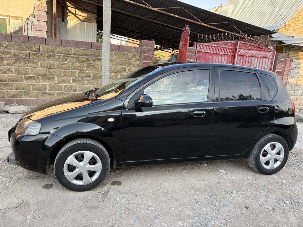 Chevrolet Aveo: 2006 г., 1.2 л, Механика, Бензин, Хэтчбэк: фото 2