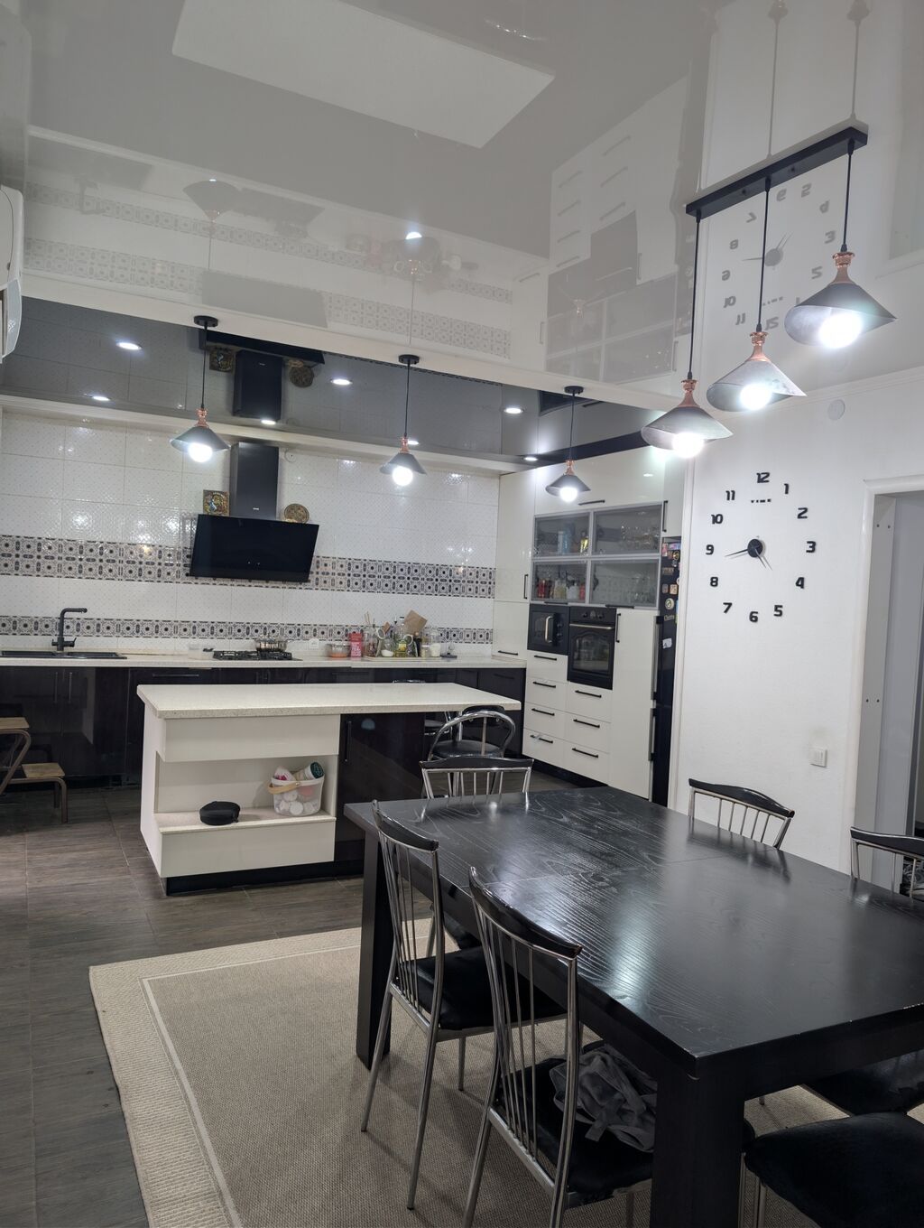 5 комнат, 191 м², Золотой квадрат Индивидуалка, 5 этаж, Косметический ремонт: фото 2