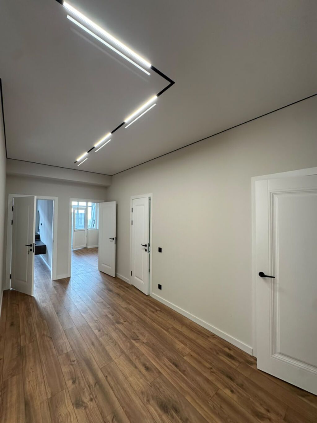 3 комнаты, 99 м², Джал-15 Элитка, 12 этаж, Дизайнерский ремонт: фото 3