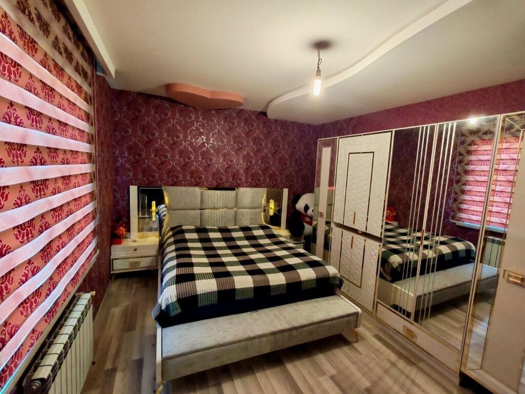 TƏCİLİ SATILIR – SUMQAYITDA 2 MƏRTƏBƏLİ HƏYƏT EVİ 📍 Ünvan: Sumqayıt