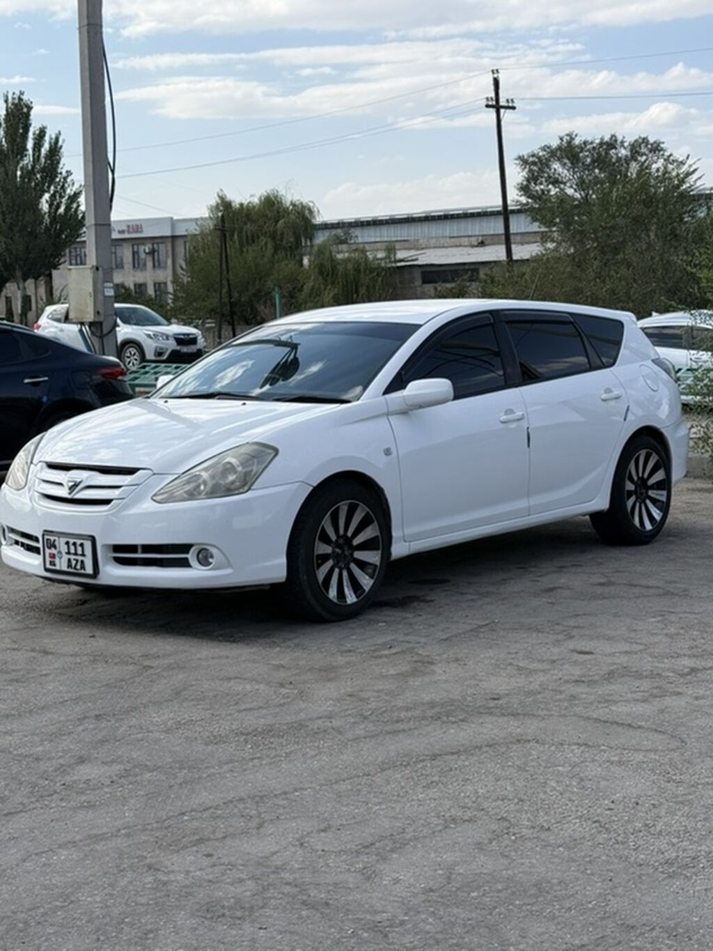 Toyota Caldina: 2005 г., 2 л, Автомат, Бензин, Универсал: фото 3