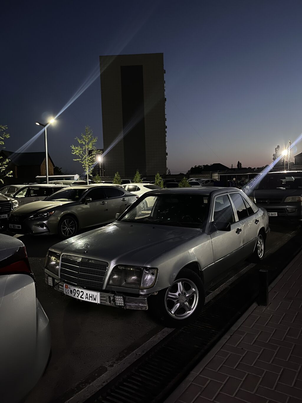 Mercedes-Benz W124: 1994 г., 2 л, Механика, Дизель, Седан — фото 4