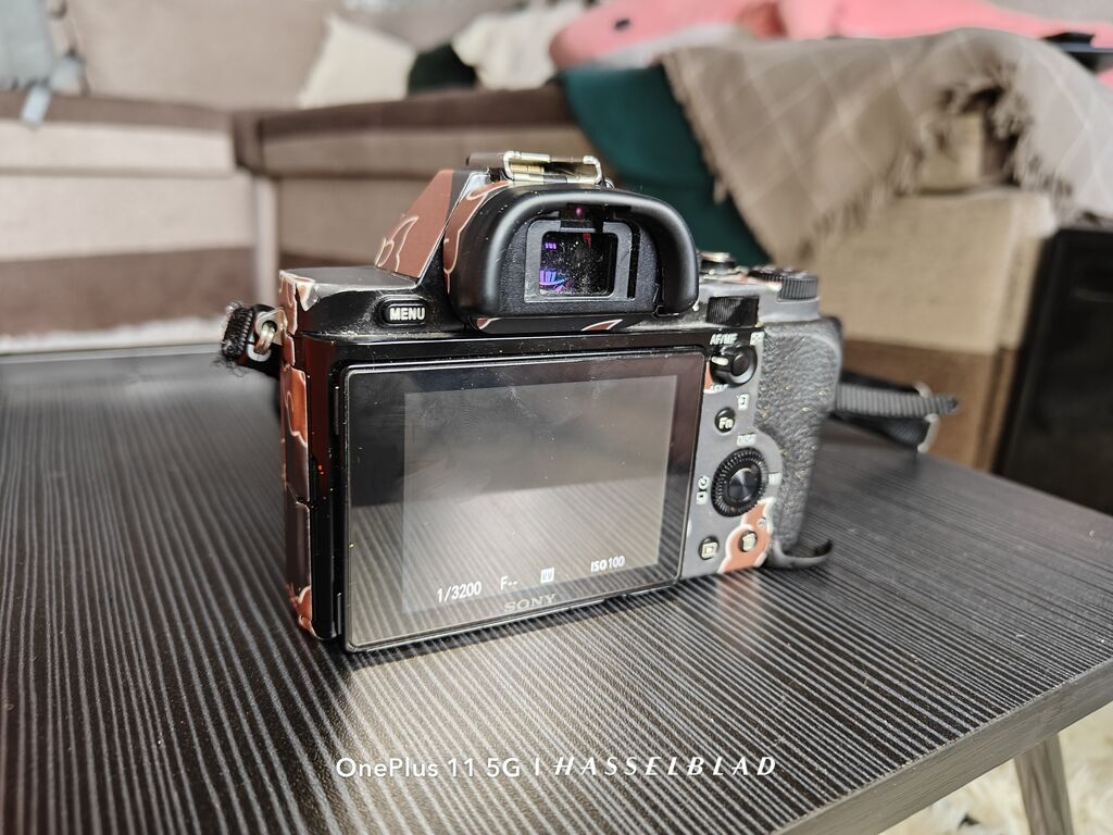Беззеркальная полнокадровая камера Sony α7 (ILCE‑7). Байонет Sony: фото 6