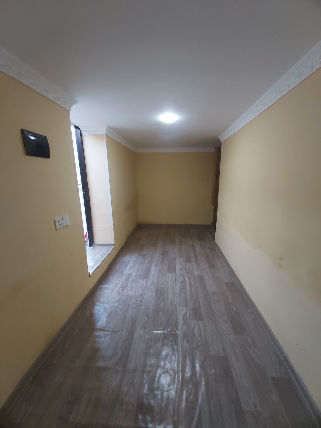 144 kv. m, 3 otaqlı, Qaz, İnternet, İşıq