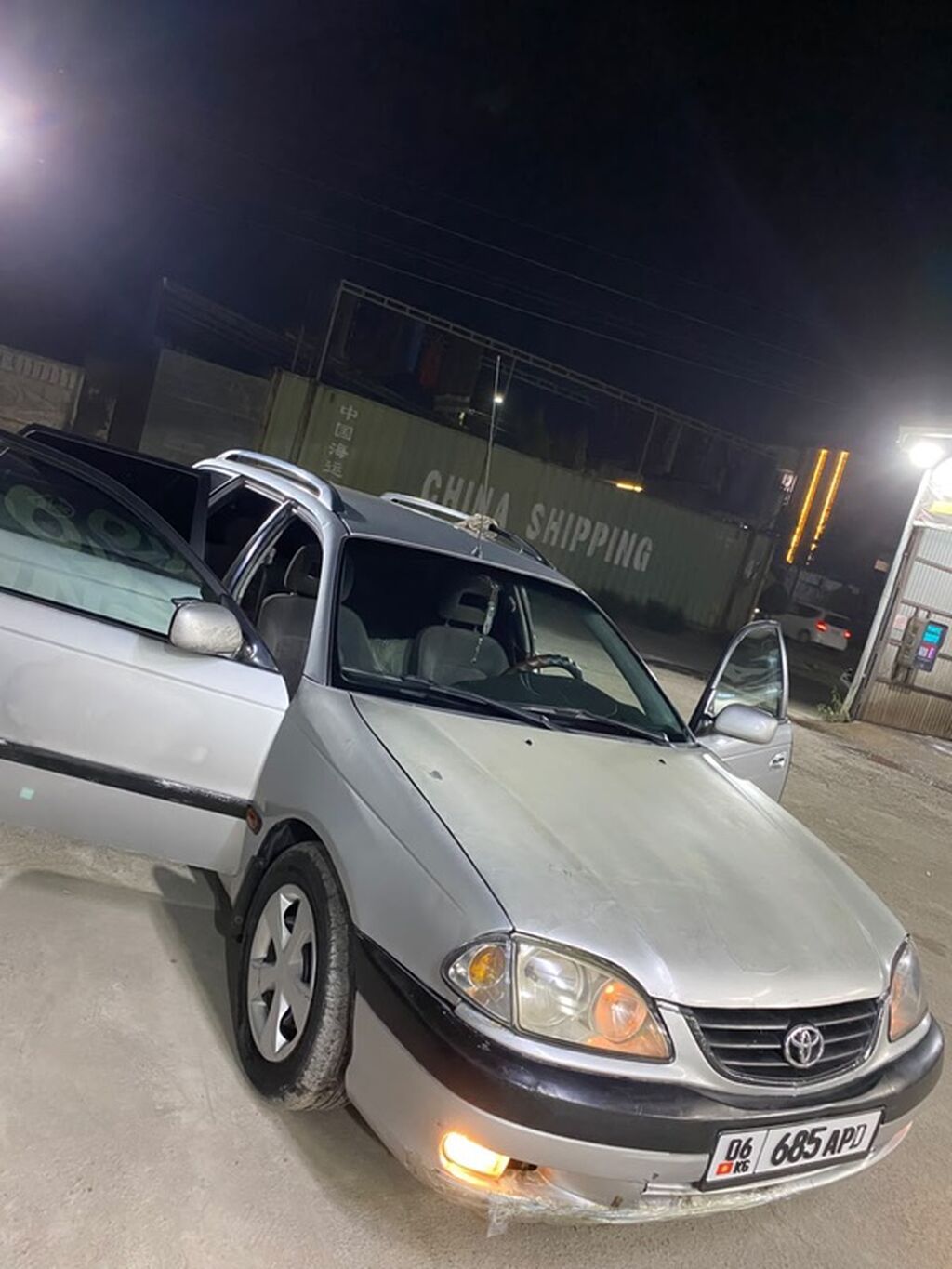 Toyota Avensis: 2002 г., 2 л, Механика, Дизель, Универсал: фото 7