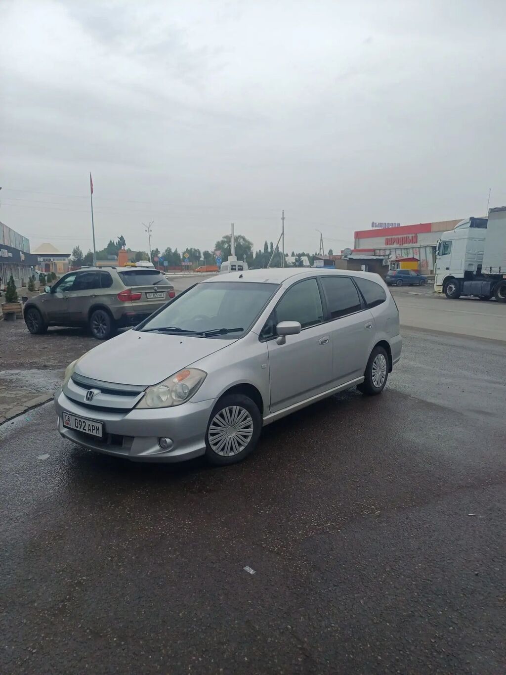 Honda Stream: 2004 г., 1.7 л, Автомат, Бензин, Минивэн: фото 4