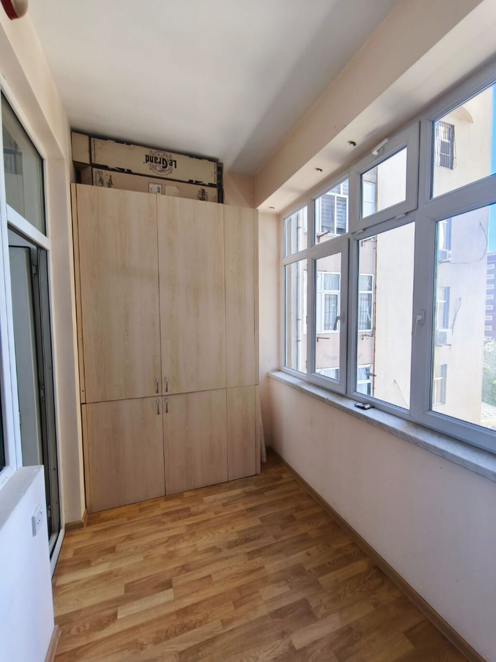 3 otaqlı, Yeni tikili, 132 kv. m
