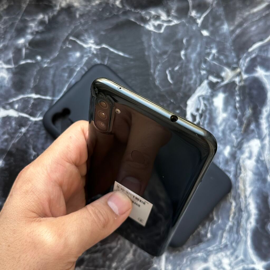 Samsung Galaxy A11, Б/у, 32 ГБ, цвет - Серый, 2 SIM: фото 8