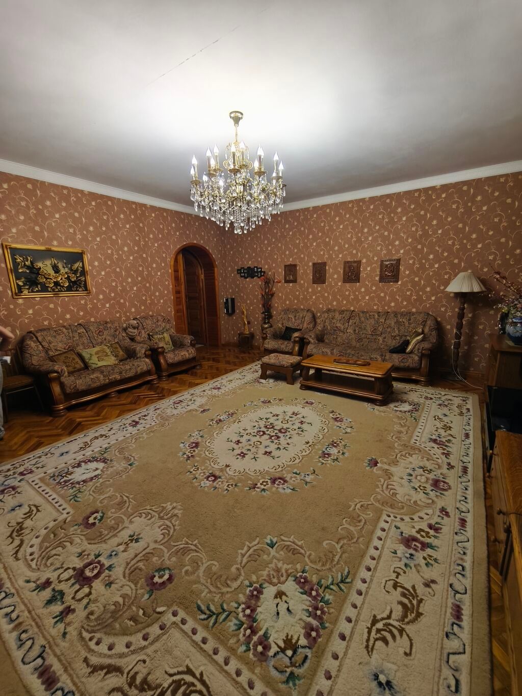 Продается дом 650 м² на участке 5,5 соток, Октябрьский: фото 2