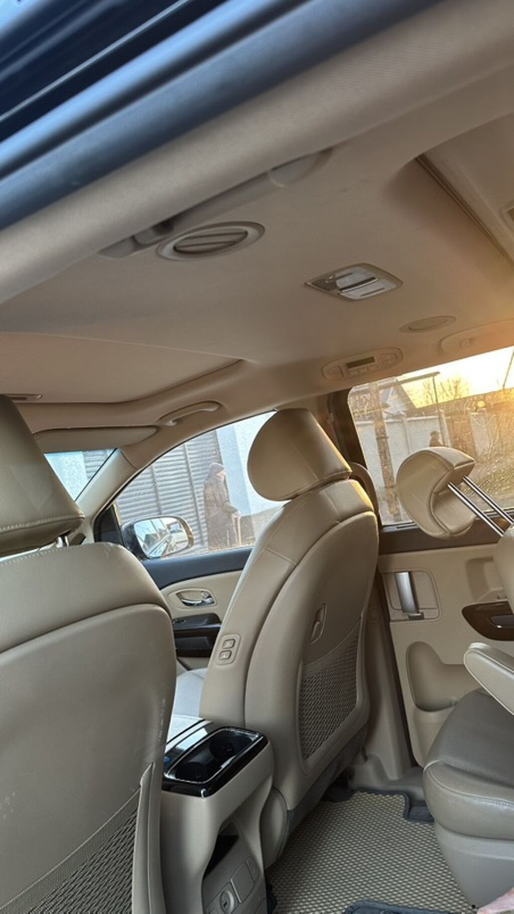 Kia Carnival: 2019 г., 2.2 л, Автомат, Дизель, Минивэн: фото 4
