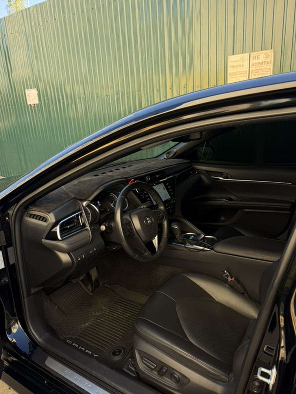 Toyota Camry: 2018 г., Гибрид, Седан: фото 4