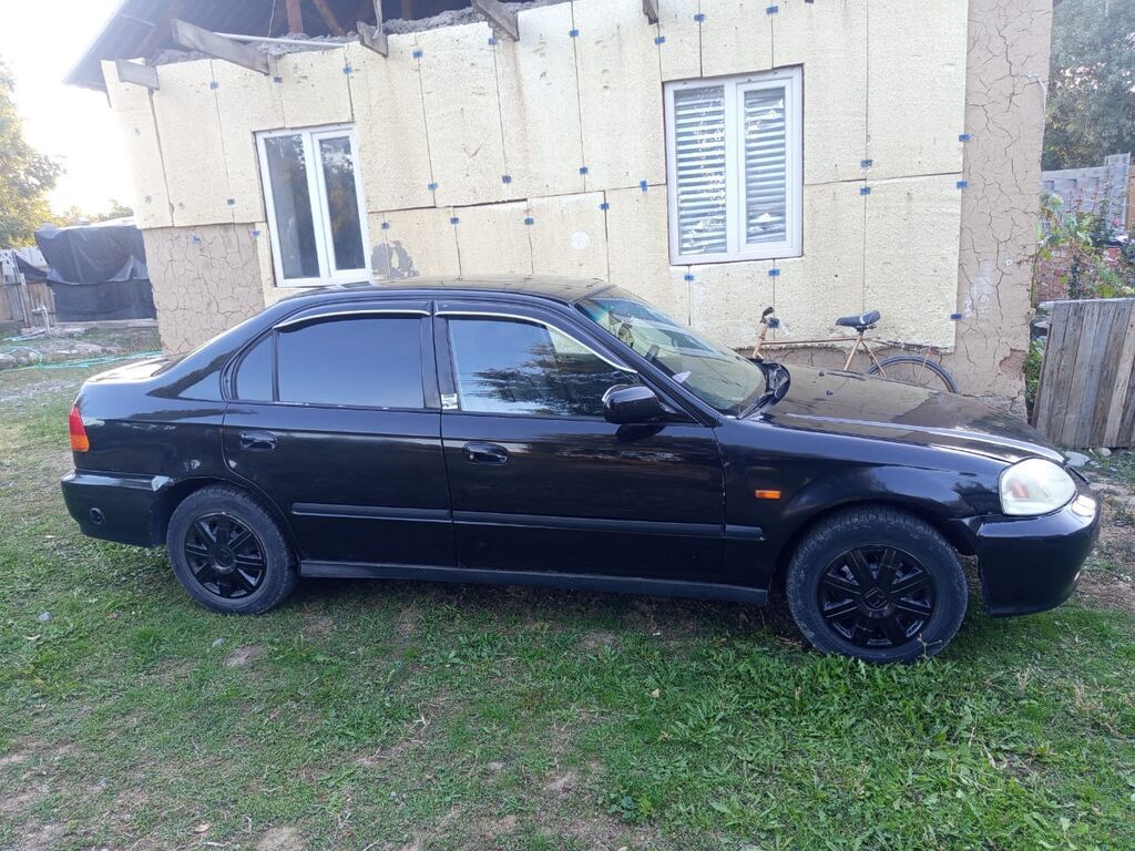 Honda Civic: 1998 г., 1.5 л, Механика, Бензин, Седан: фото 3