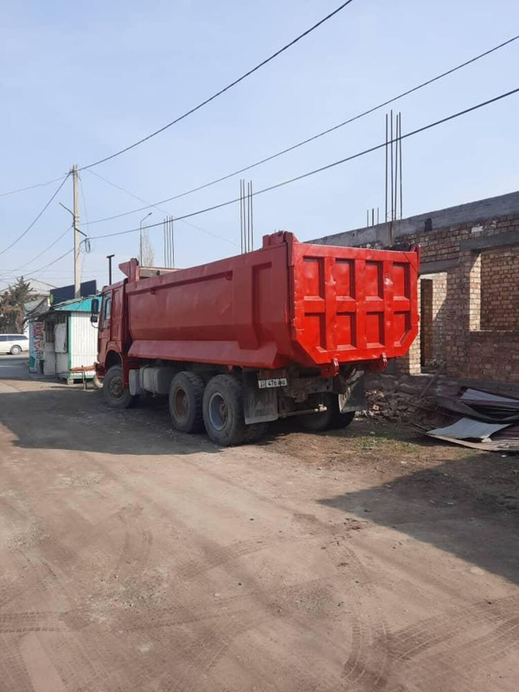 Срочно продаю Самосвал HOWO (китайский бренд Sinotruk), красного: фото 4