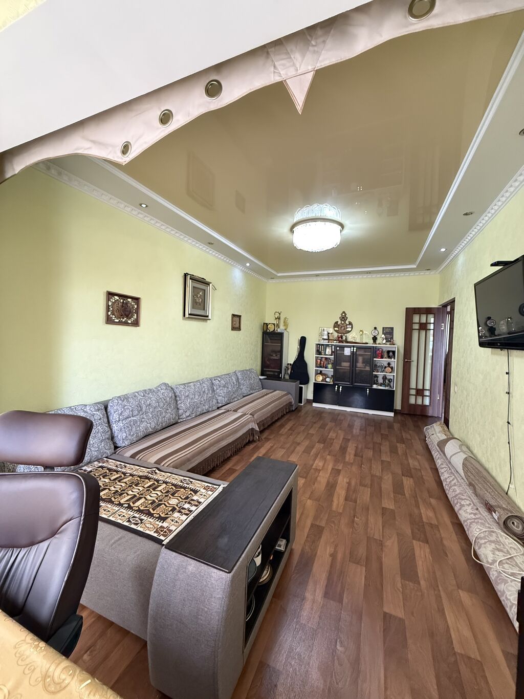 3 комнаты, 68 м², 12 мкр 105 серия, 9 этаж, Евроремонт: фото 2