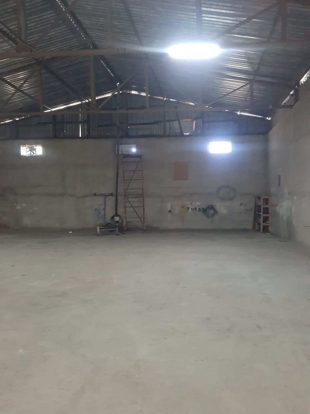 Obyekt, 1.000 m², icarəyə verilir, Bakı — 5