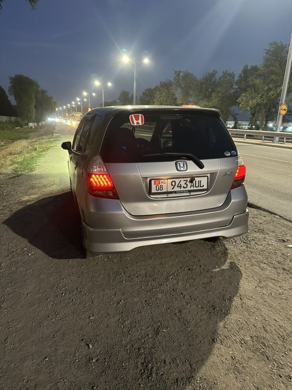 Honda Fit: 2003 г., 1.3 л, Вариатор, Бензин, Хэтчбэк: фото 7