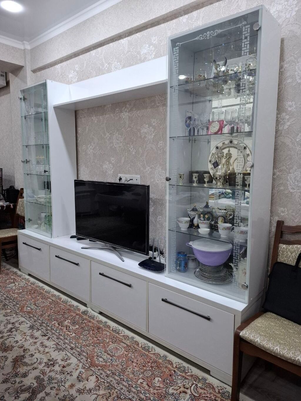 Гарнитур для зала, Б/у, Тумба под ТВ, Самовывоз, Бесплатная доставка, Платная доставка, цвет - Белый: фото 2