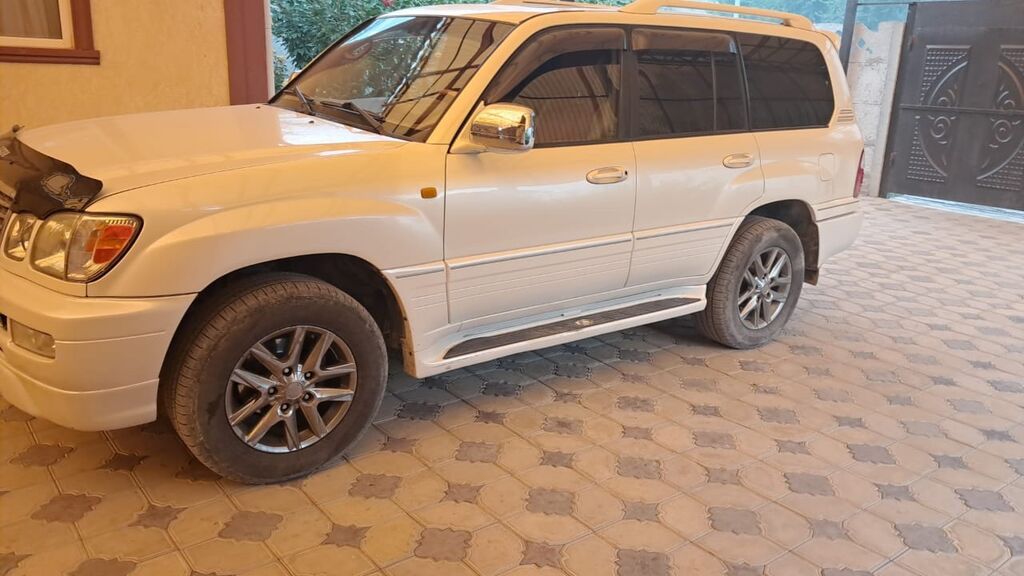 Lexus LX: 2004 г., 4.7 л, Автомат, Газ, Внедорожник: фото 6