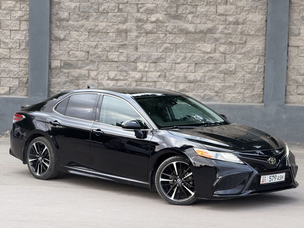Toyota Camry: 2019 г., 2.5 л, Бензин, Седан: фото 2