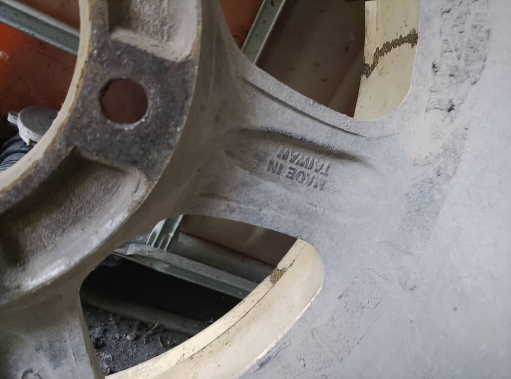 Колеса в сборе 245 / 70 / R 16, Всесезонная, Б/у, Комплект, Внедорожные (АТ/МТ), отверстий - 6: фото 4