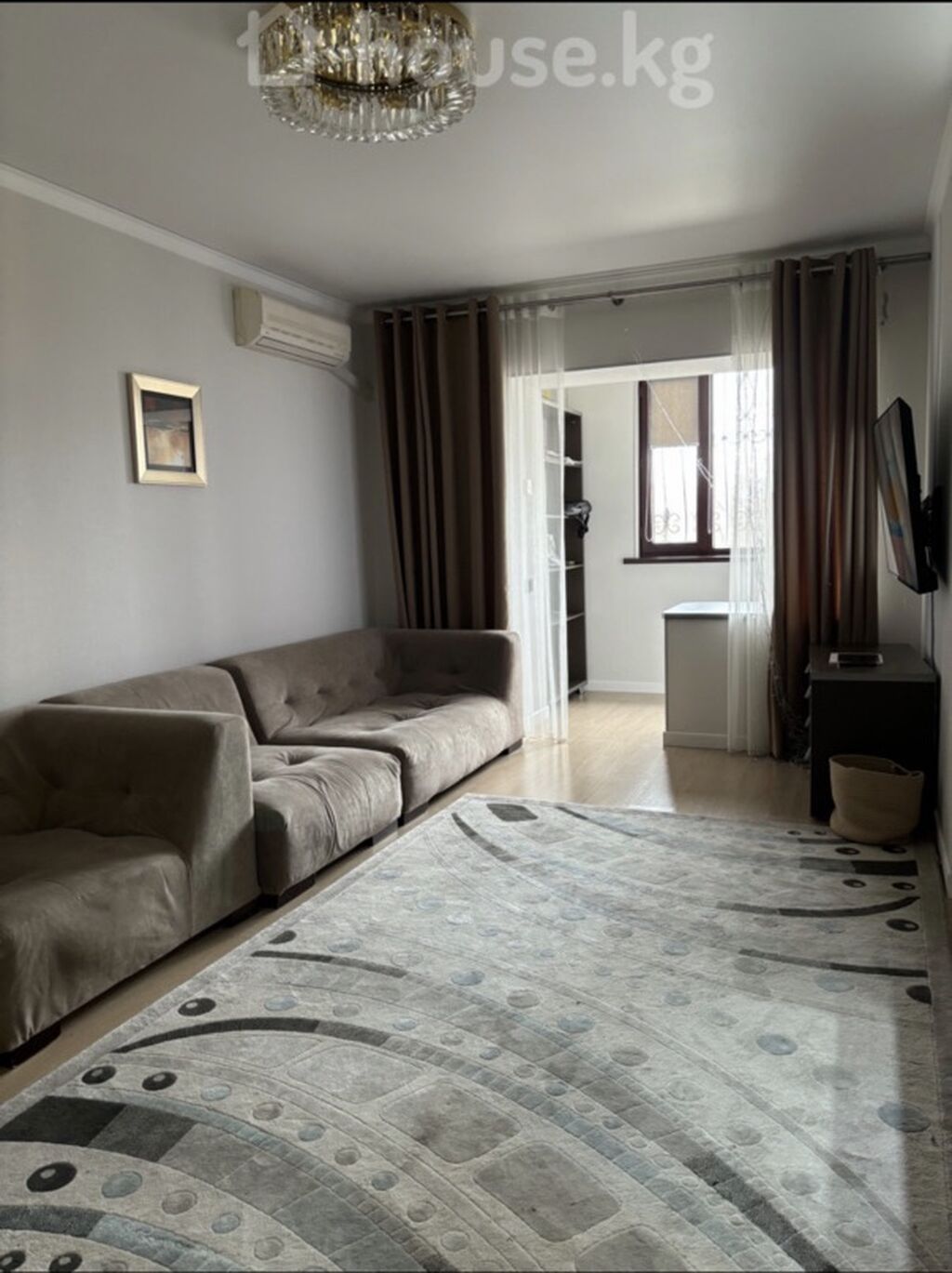 3 комнаты, 67 м², ТЦ Весна Индивидуалка, 5 этаж, Косметический ремонт: фото 2
