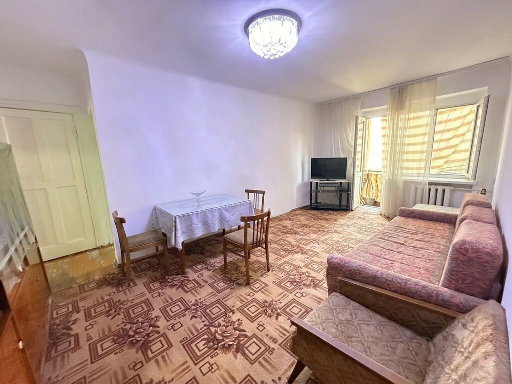 3 комнаты, 52 м², Азия Молл Индивидуалка, 3 этаж, Требуется ремонт: фото 5