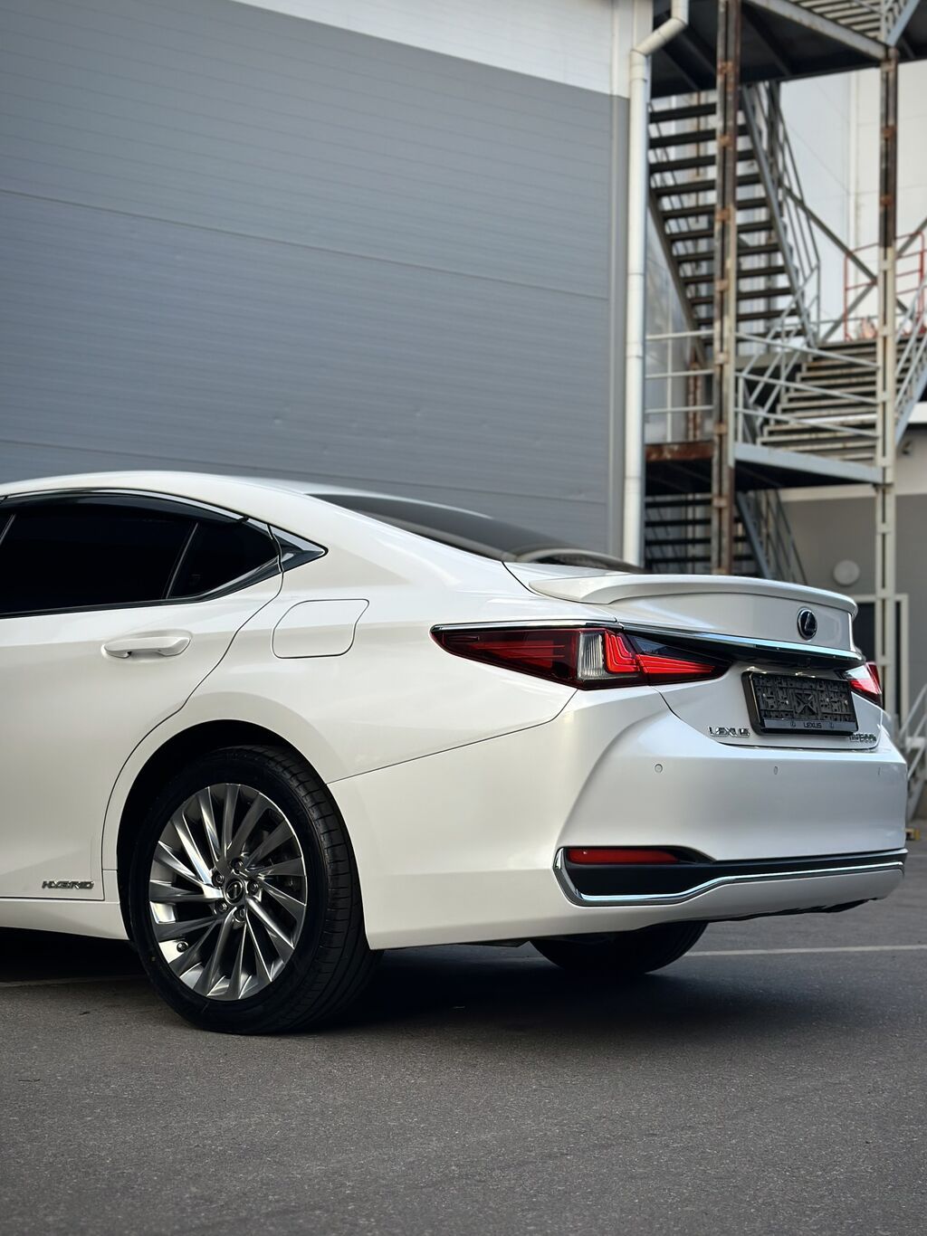 Lexus ES: 2022 г., 2.5 л, Автомат, Бензин, Седан: фото 7
