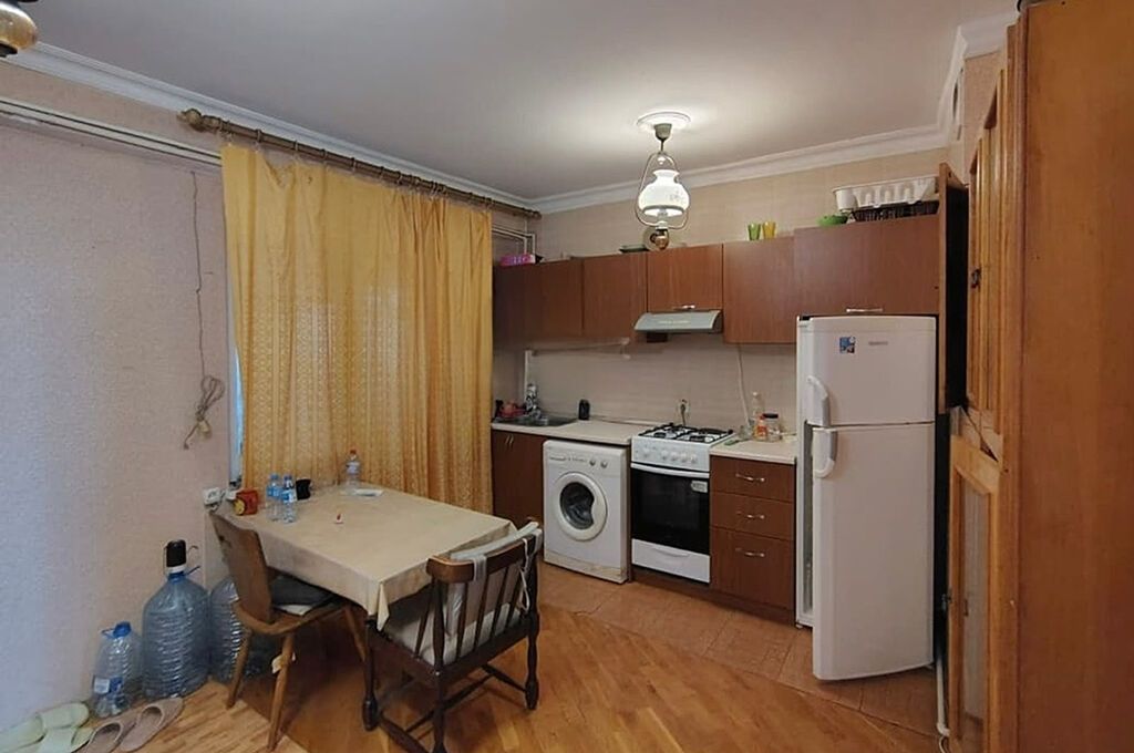 3-room old-build apartment for rent in 28 May, 85 m², 700 AZN/mo, photo 3 / 7