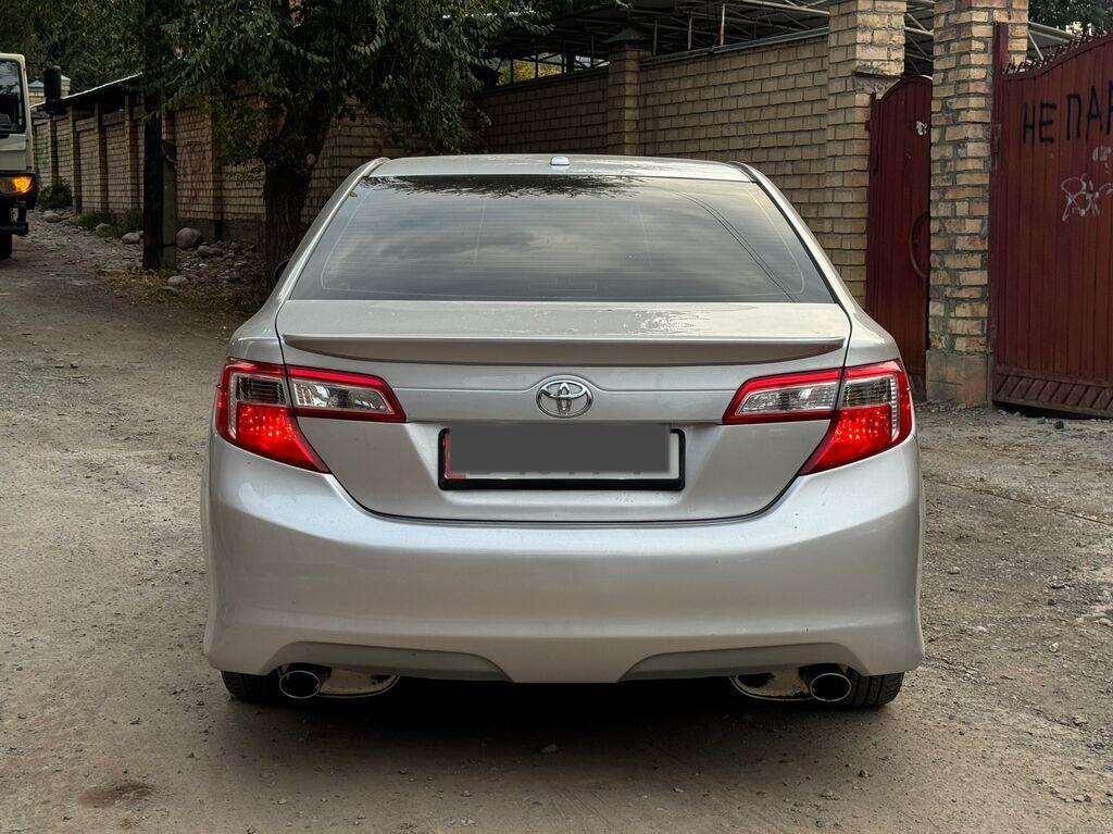 Toyota Camry: 2012 г., 3.5 л, Автомат, Бензин, Седан: фото 4
