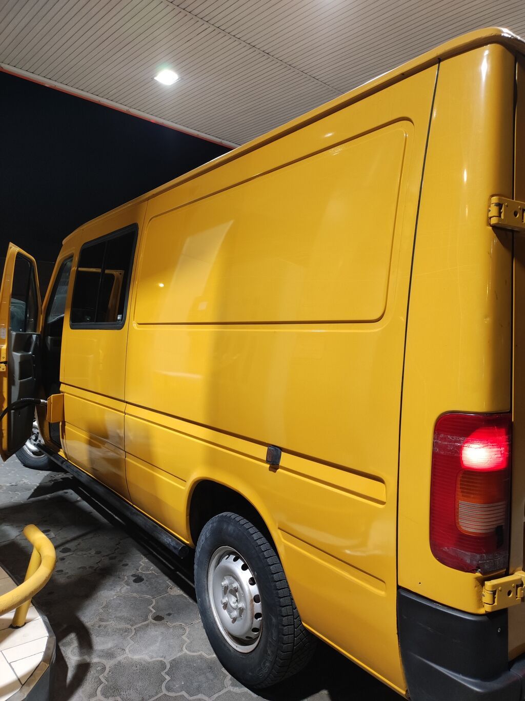 Volkswagen : 2004 г., 2.8 л, Механика, Дизель, Фургон: фото 8