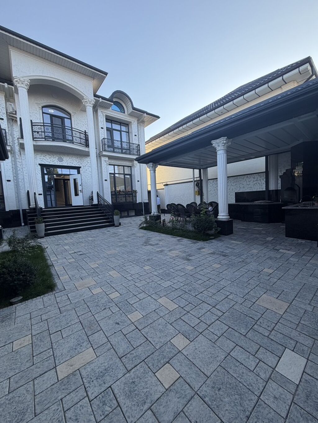 6 комнат, 280000 м², 4 соток, Бишкек, Арча-Бешик ж/м Риэлтор: фото 1