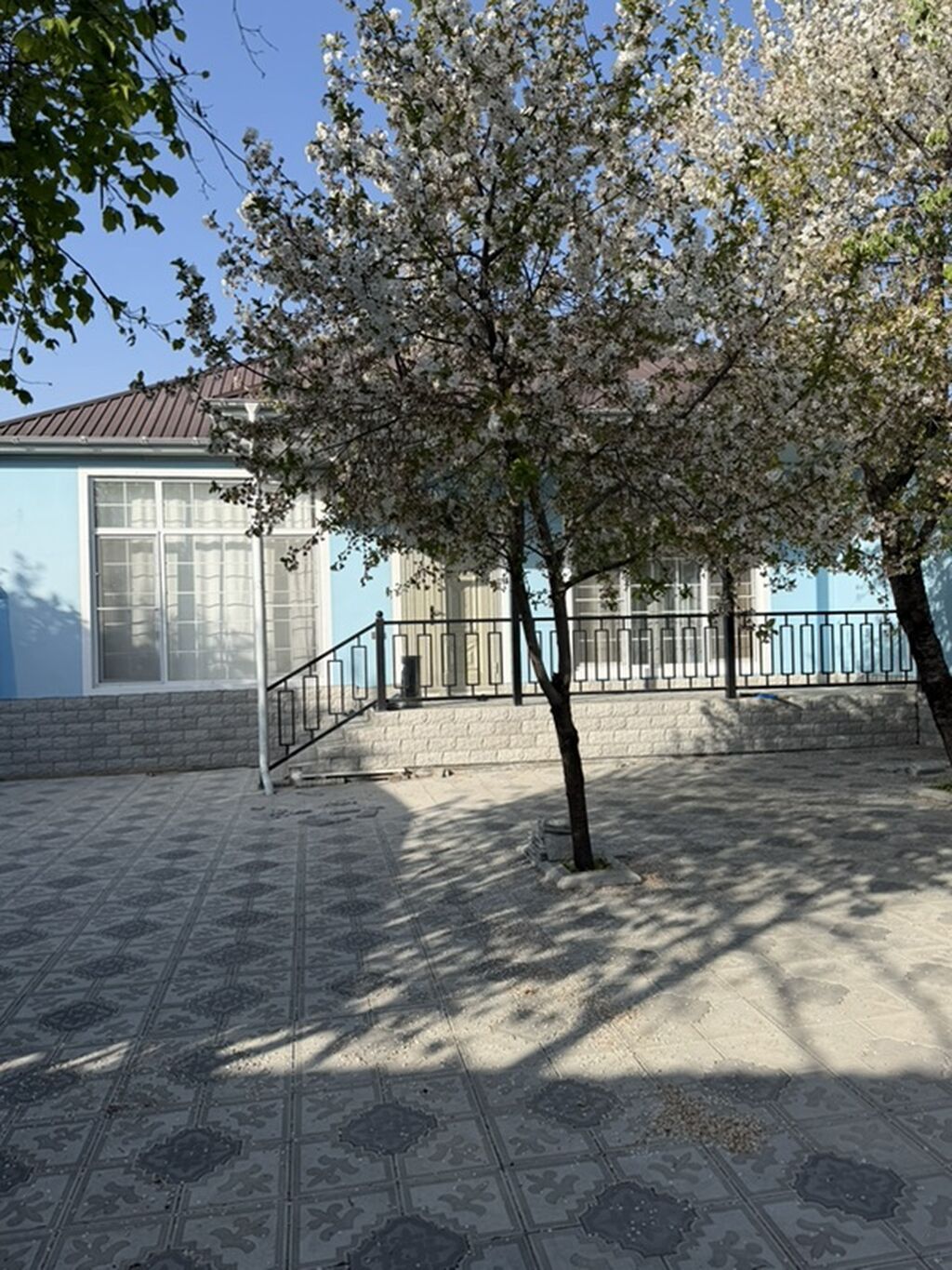 100 kv. m, 4 otaqlı, İnternet, İşıq, Kanalizasiya