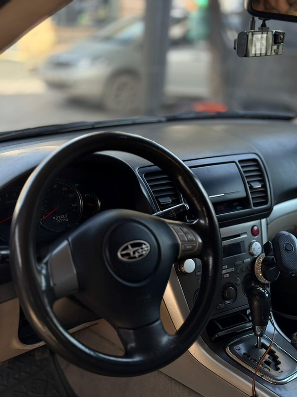 Subaru Legacy: 2008 г., 2.5 л, Автомат, Бензин, Седан: фото 2