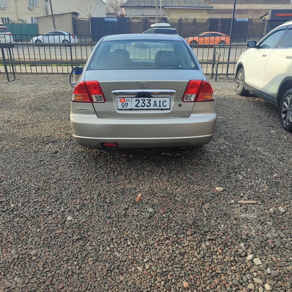 Honda Civic: 2004 г., 1.7 л, Автомат, Бензин, Седан: фото 3