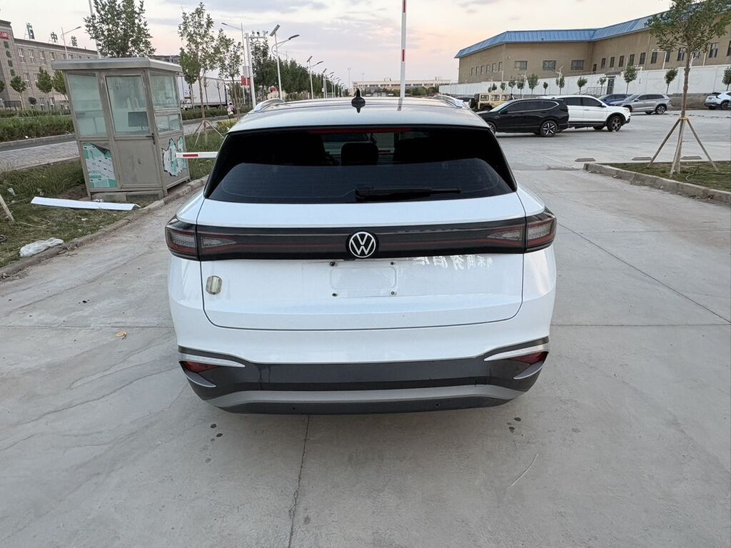 Volkswagen ID.4: 2022 г., Автомат, Электромобиль, Кроссовер: фото 4