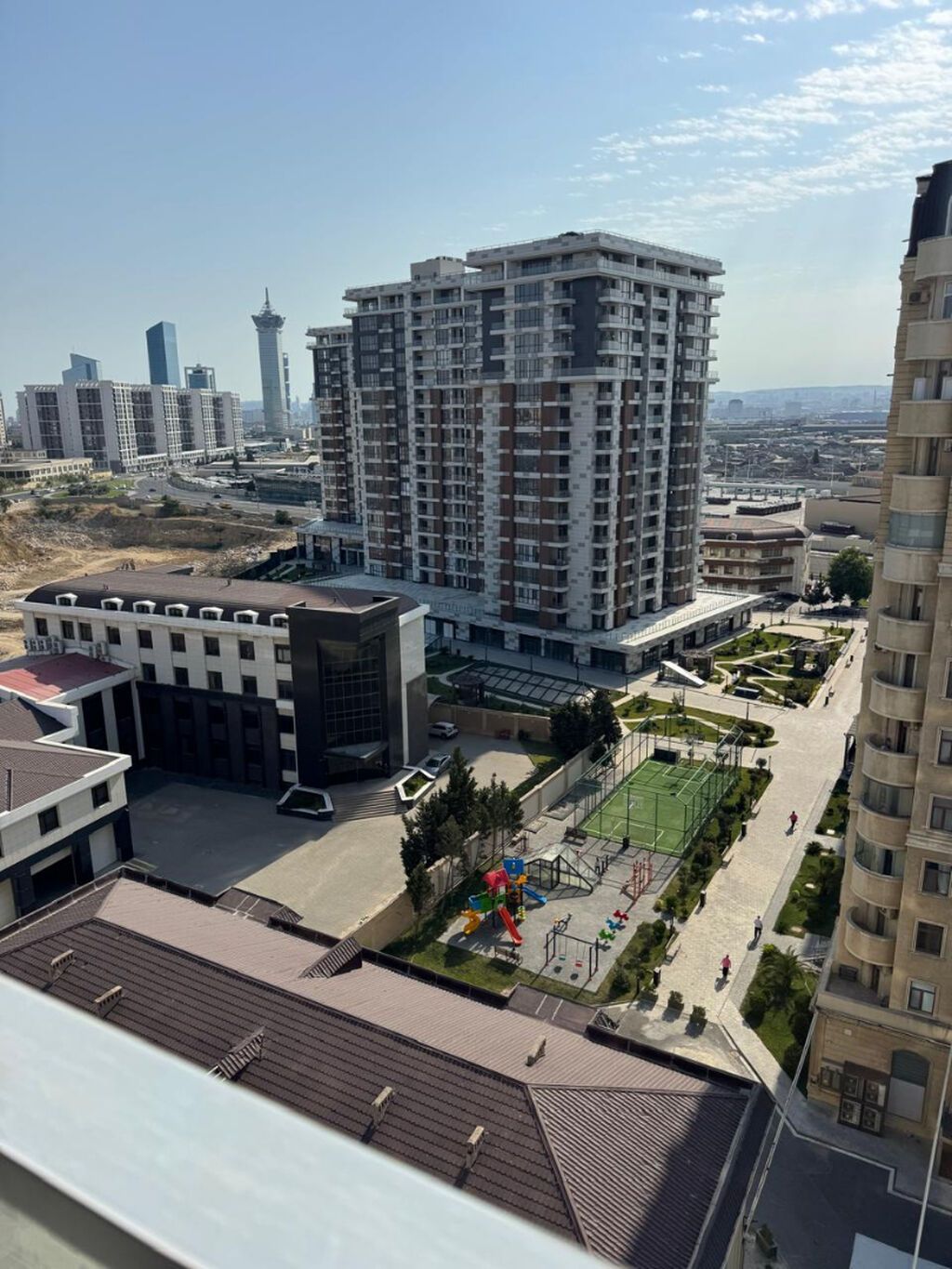 3 otaqlı, Yeni tikili, m. Koroğlu, 127 kv. m