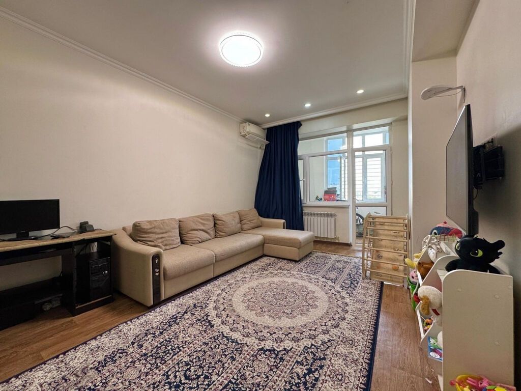 2 комнаты, 72 м², 7 мкр Элитка, 8 этаж, Евроремонт: фото 3