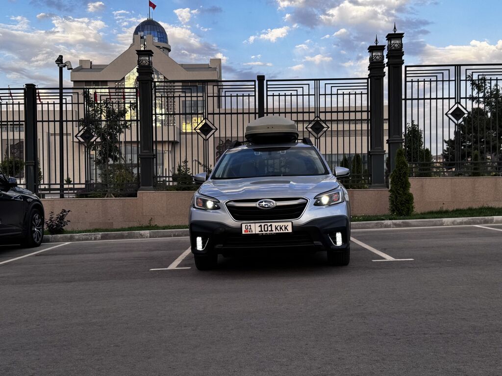 Subaru Outback: 2019 г., 2.5 л, Типтроник, Бензин, Универсал: фото 3