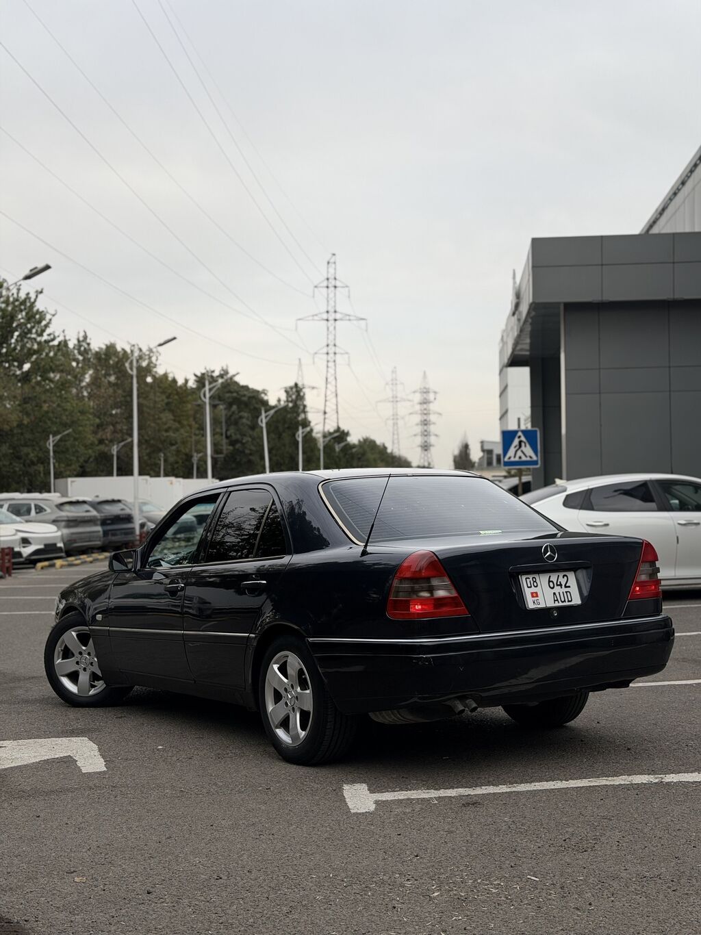 Mercedes-Benz C-Class: 1994 г., 2.2 л, Автомат, Бензин, Седан: фото 2