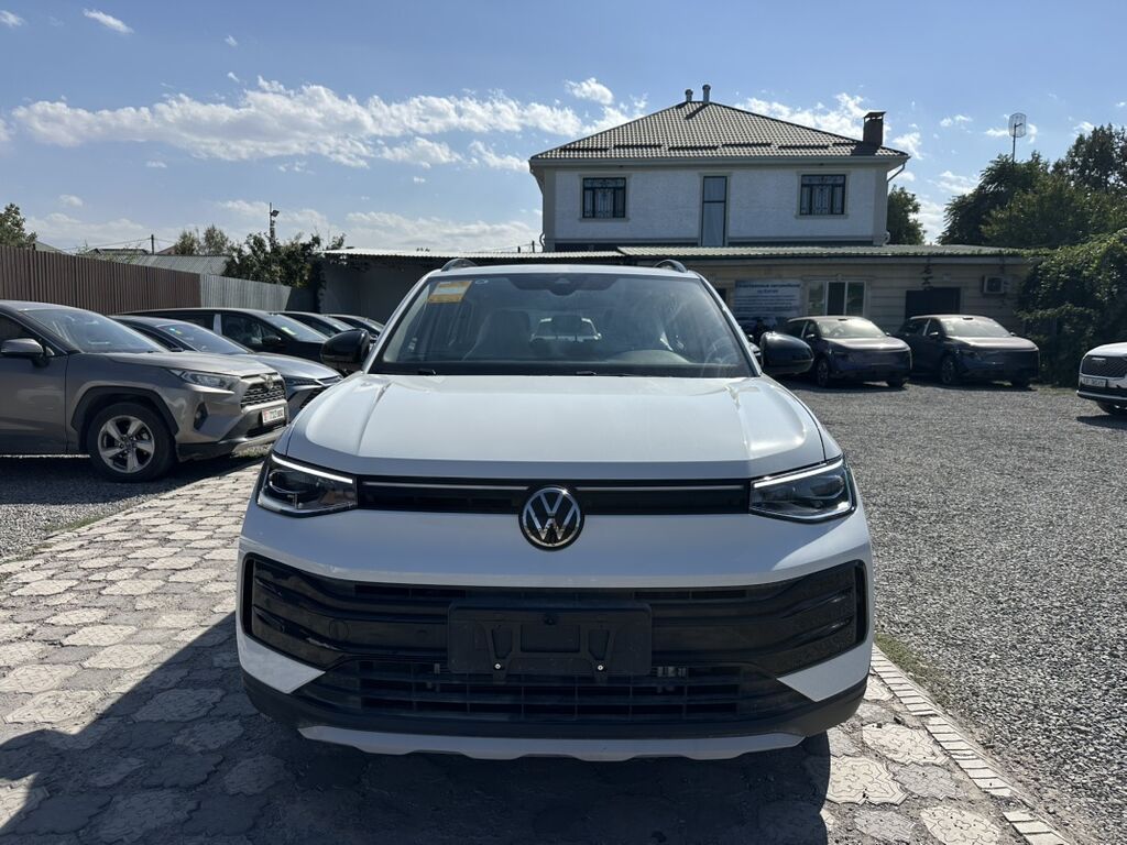 Volkswagen Tharu: 2025 г., Кроссовер: фото 2